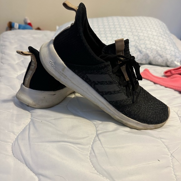 Adidas Cloudfoam. Size 8. Black and gold. Worn but still in good condition. - Picture 4 of 5